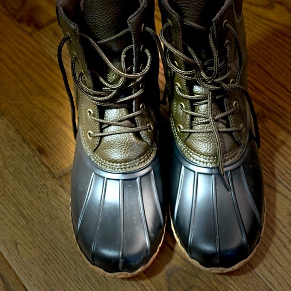 Adam Other - Mens weatherproof boots. Size 10.  Man made upper